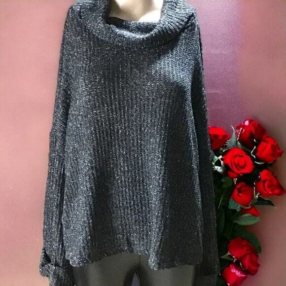 Gibson Look Womens Large Turtleneck Sweater Flared Sleeves Stretch Black NWOT - Picture 1 of 16